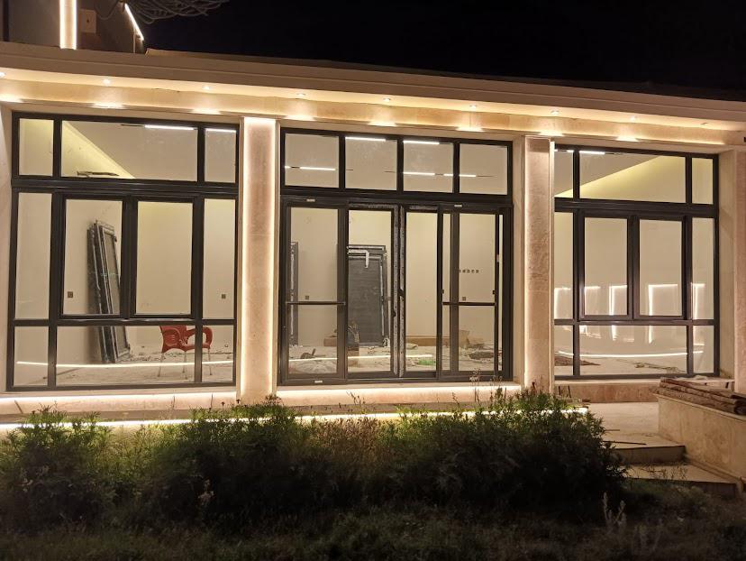 نوافذ وواجهات ألمنيوم